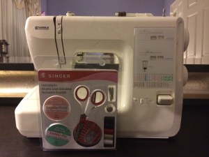 My mom's old sewing machine. Here we go!