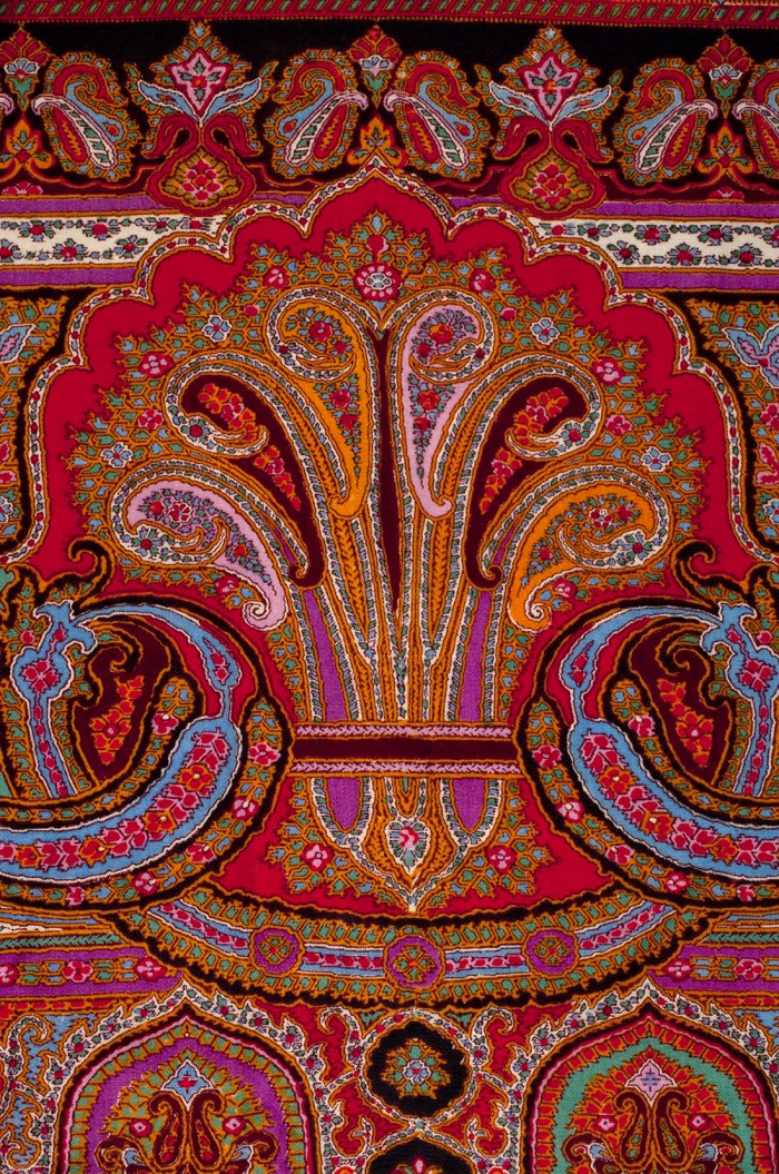 1944.29.3 Paisley dressing gown. Worn by Kate Meline (Mrs. Edwar